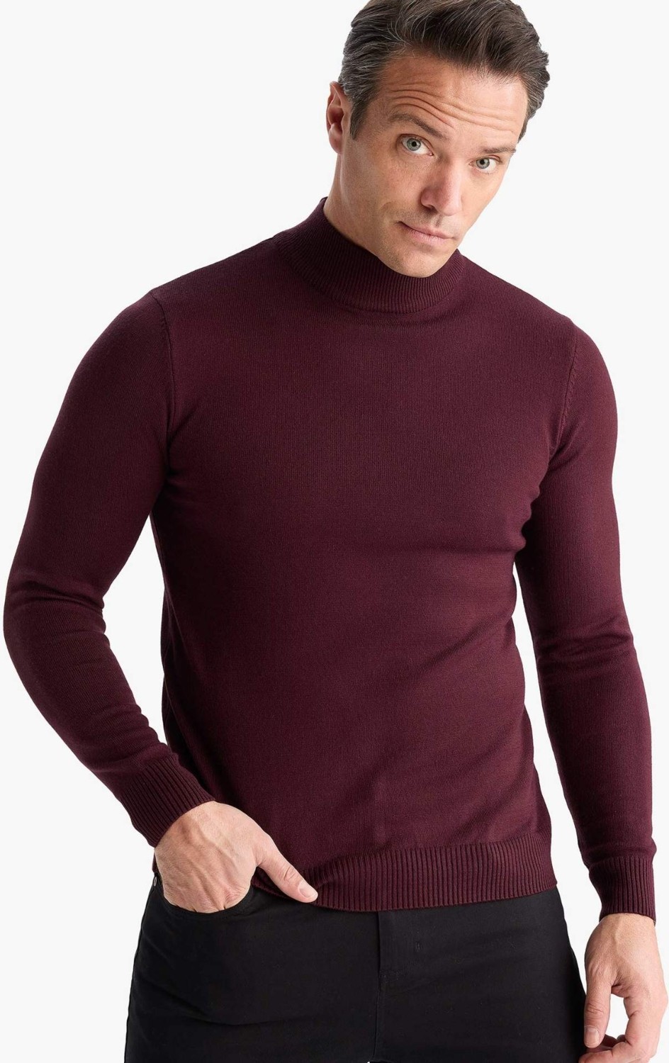 DeFacto Slim Fit Dar Kesim Balıkçı Yaka Basic Düz Triko Kazak R1127AZ25WN