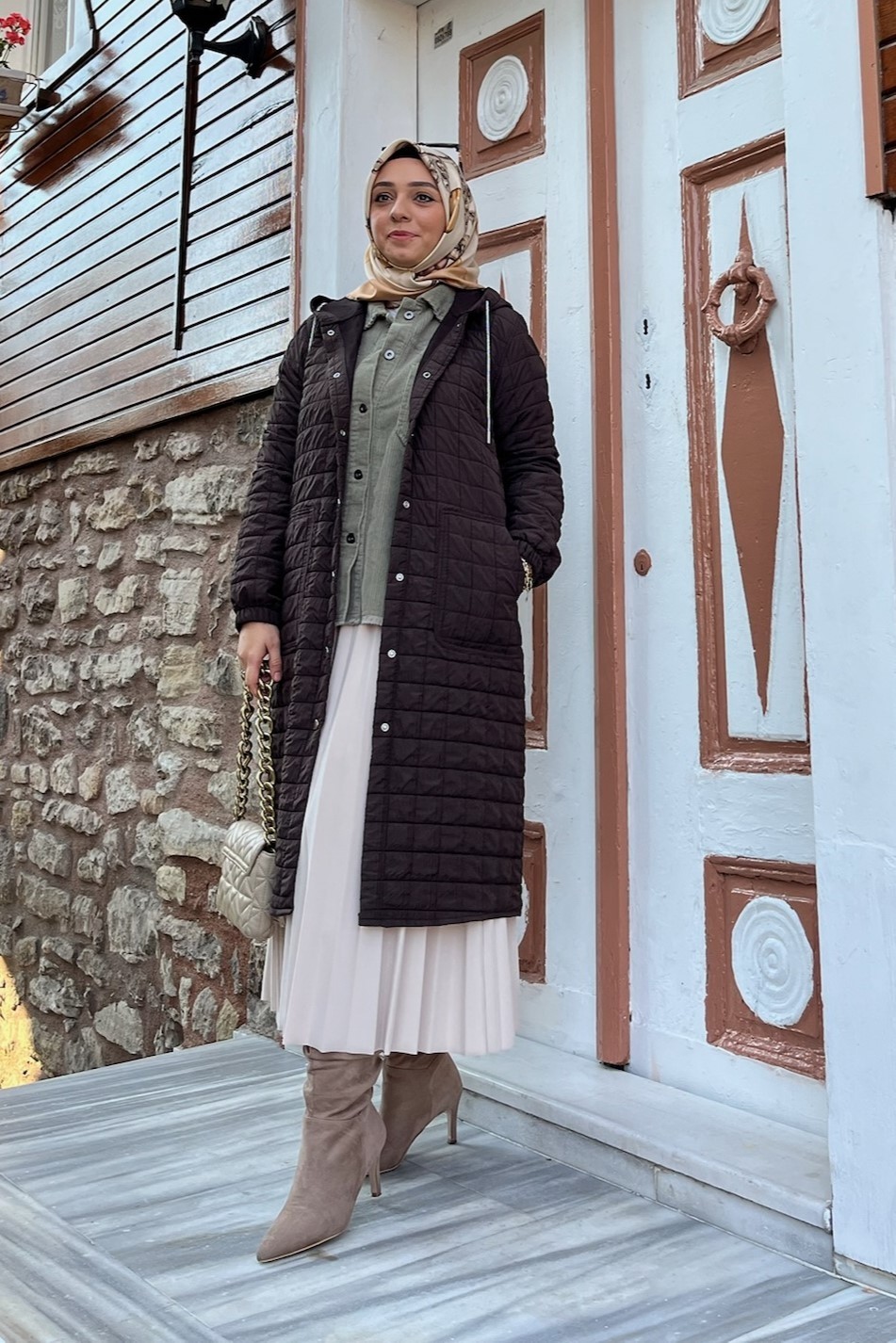 Tuğba Sarı Kahverengi Giy Çık Uzun Kadın Mont görsel 4