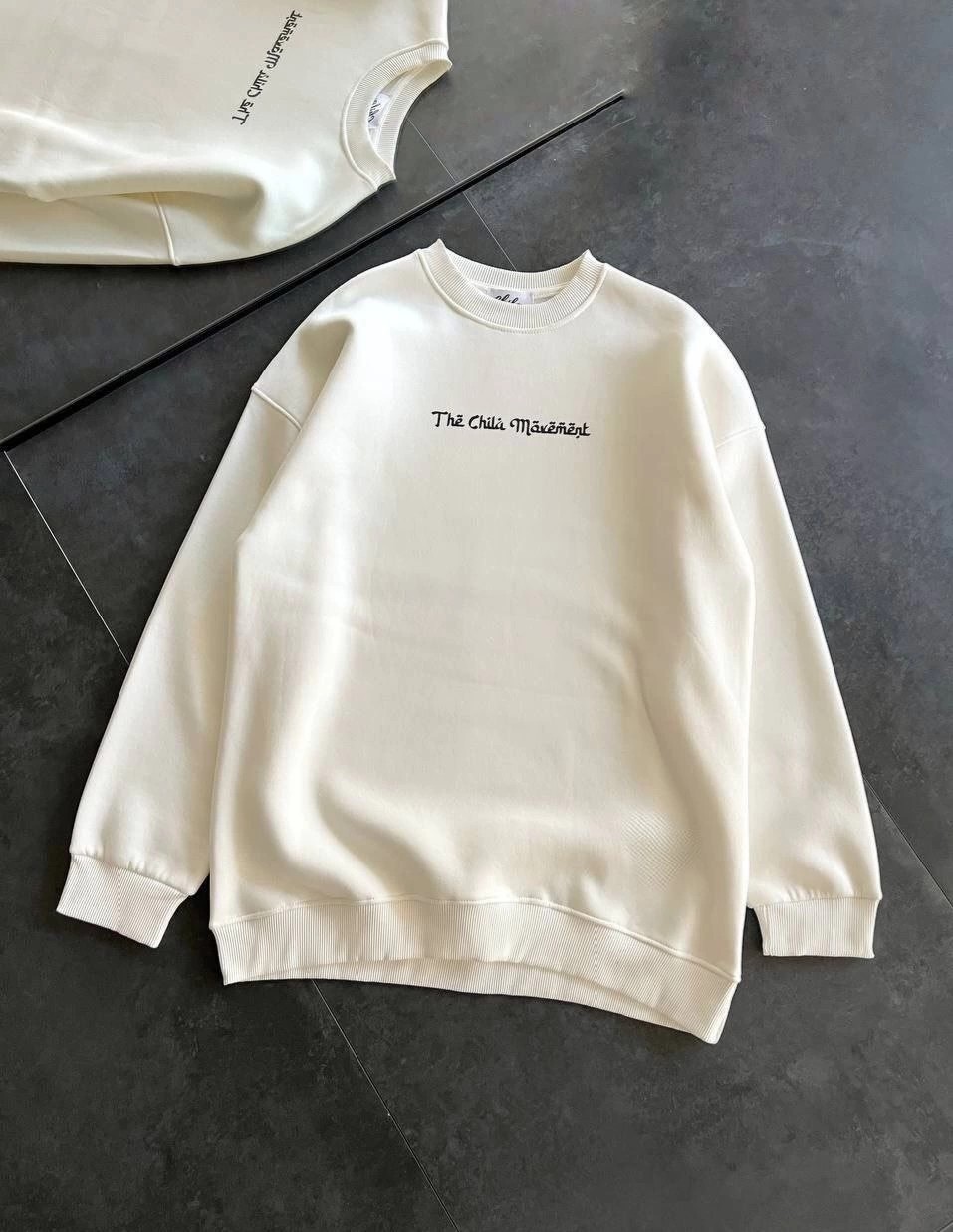 Tarz Yeri Kadın 3 Iplik Pamuklu Bisiklet Yaka Baskılı Sweatshirt - Beyaz