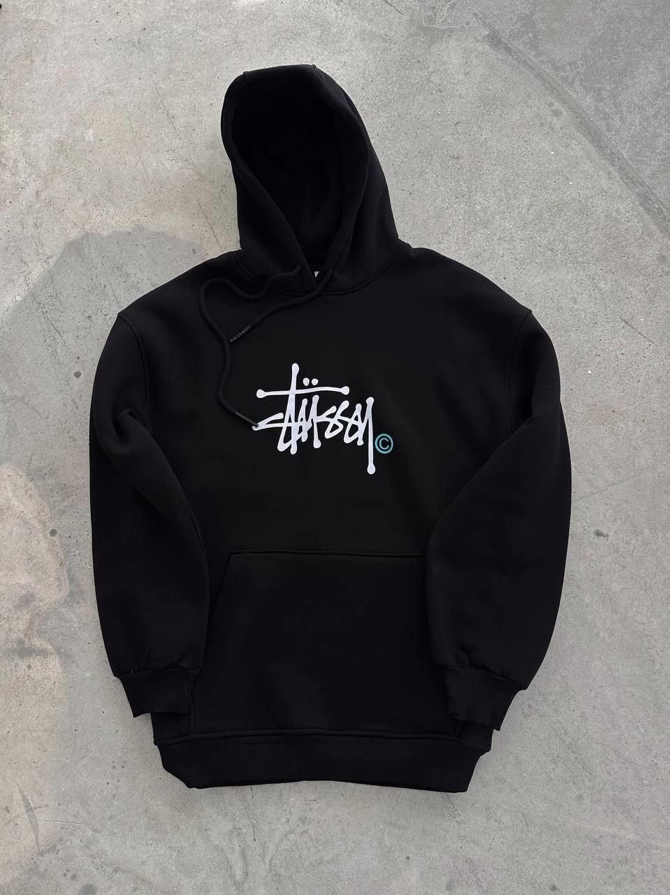 Tarz Yeri Kadın Oversize Kapüşonlu Cepli Baskılı 3 Iplik Pamuklu Hoodie Sweatshirt - Siyah görsel 2