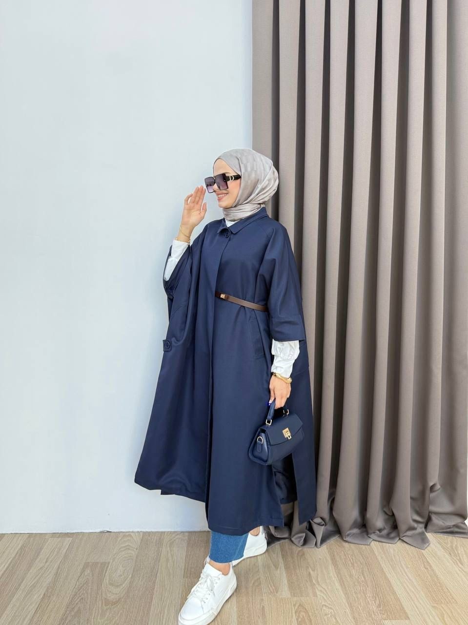 Esra Butik 🌸 Nil Kumaş 4 Renk Şık Panço | Siyah, Kahverengi, Taş, Lacivert -- Standart Beden görsel 3