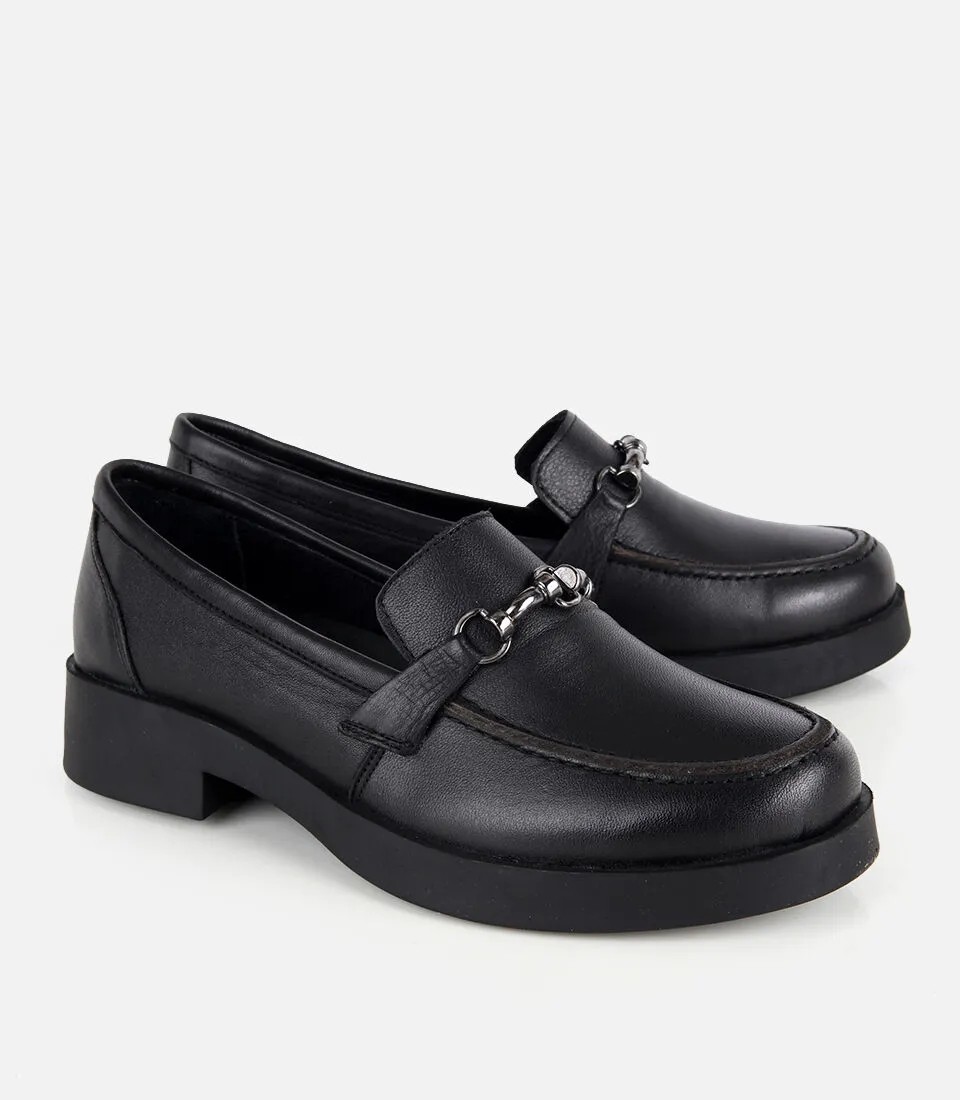 Hotiç 01AYH334760A100 KADIN Deri Siyah Metal Zincir Detaylı Klasik Loafer görsel 2