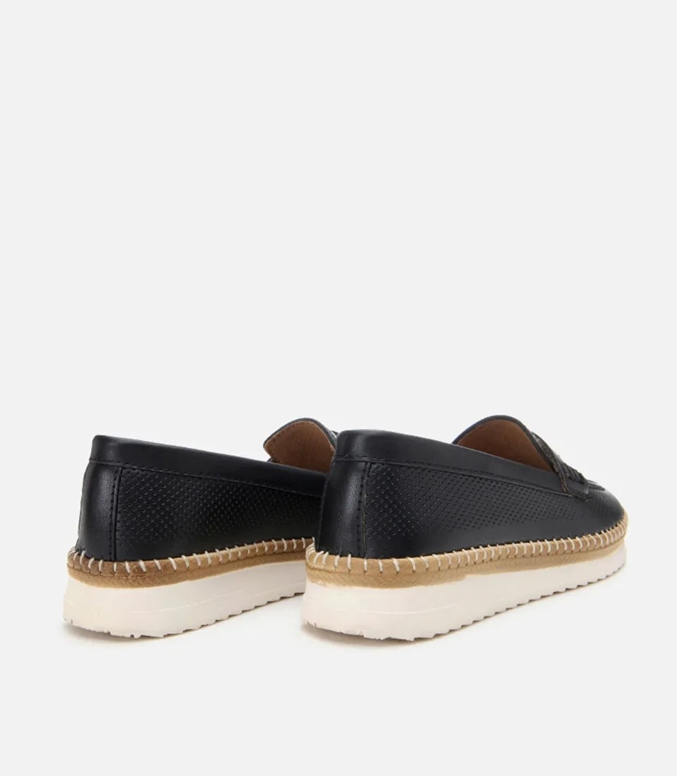 Hotiç 01AYY307900A100 KADIN Siyah Delikli Günlük Loafer görsel 5