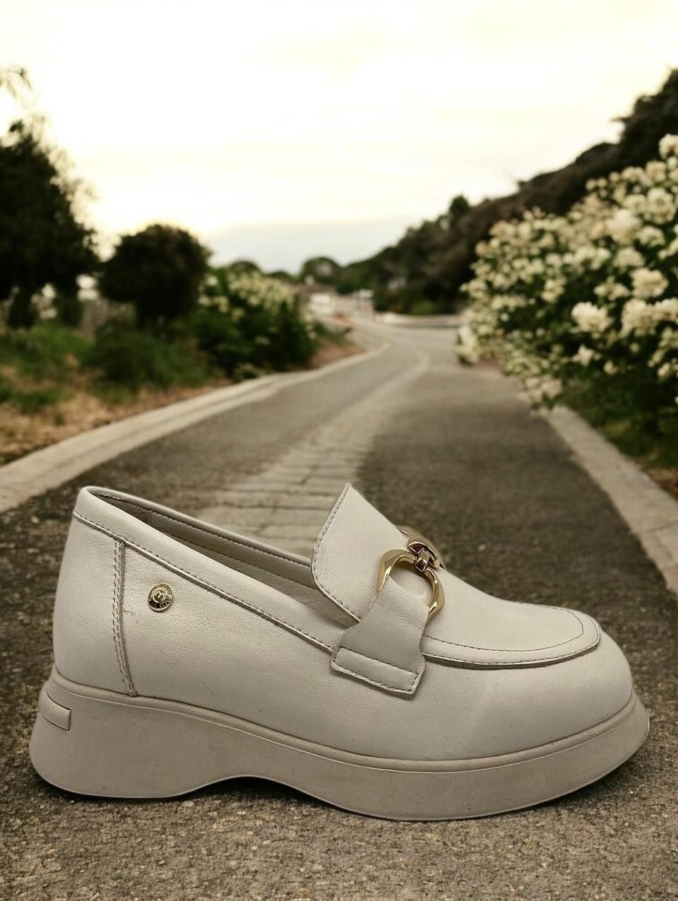 Mammamia D25YA-3615 Krem Kadın Loafer Deri Tam Ortopedik Casual Günlük Ayakkabı görsel 2