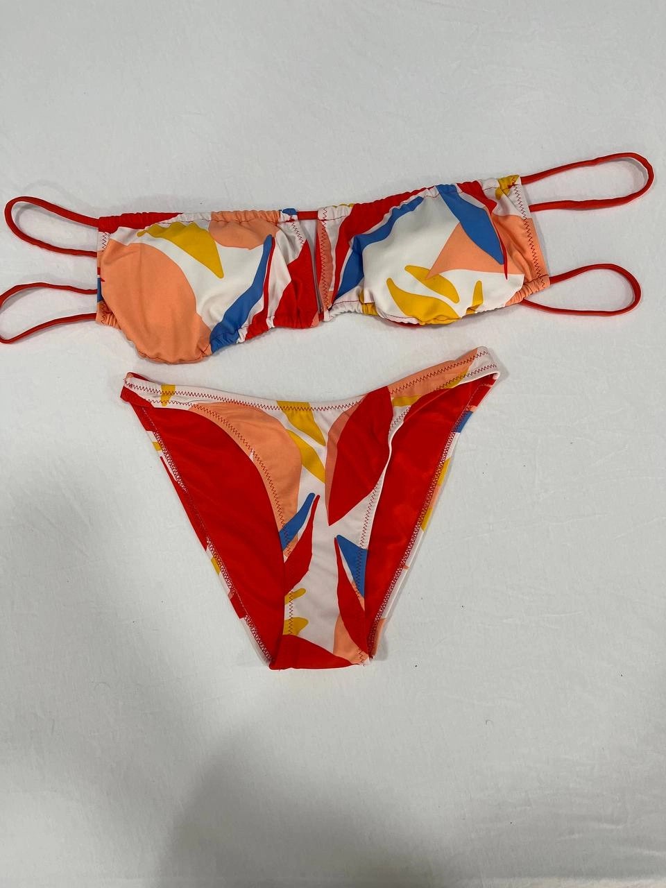 Hazelin Kadın Çok Renkli Tropikal Desenli Astarlı Straplez Bikini Takım HZL25S-AR1666 görsel 5