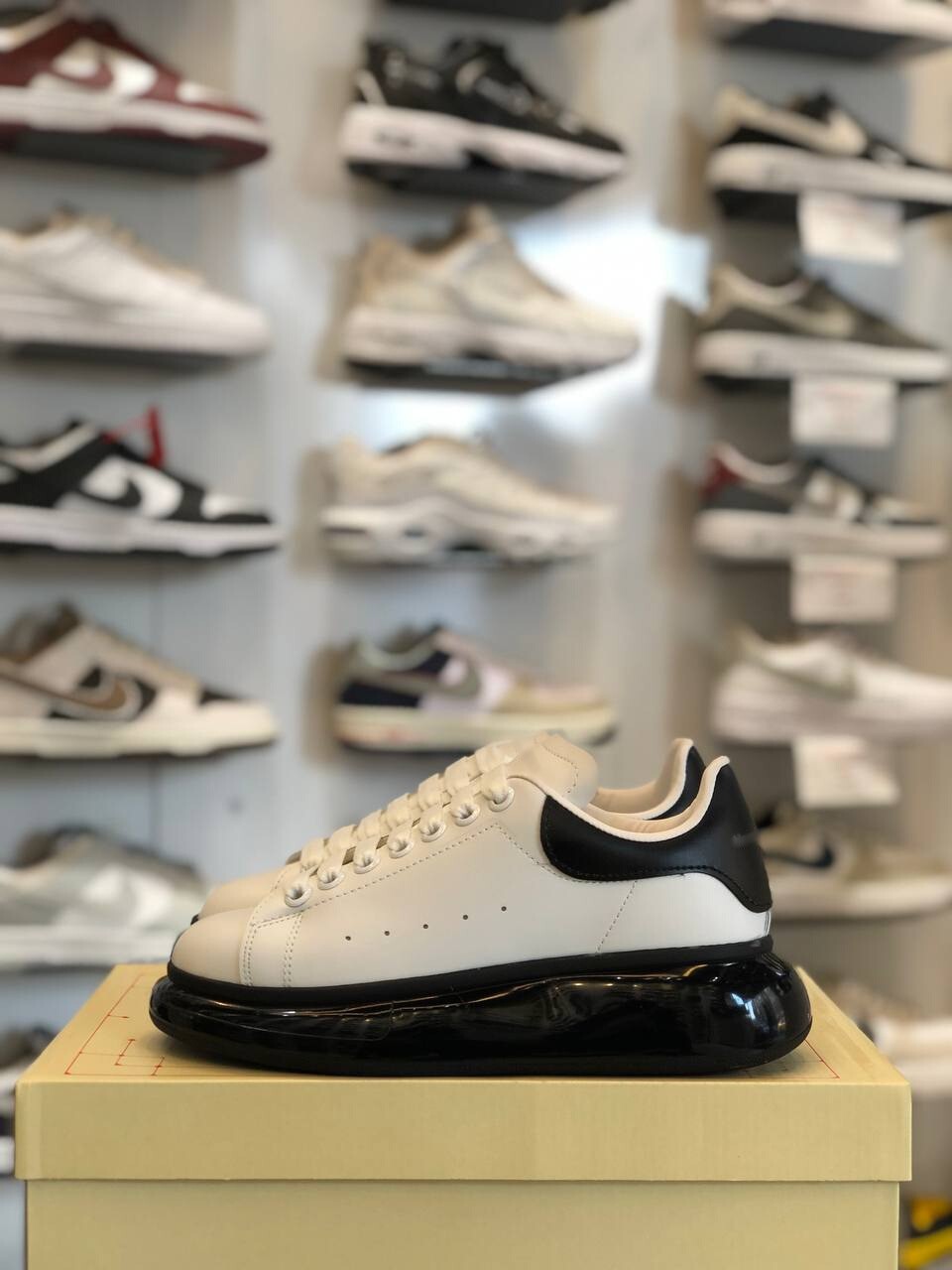 Favorispor Şeffaf Taban Deri Klasik Unisex Ayakkabı Alexander Mcqueen Ithal görsel 3
