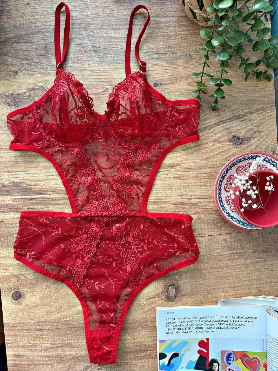 Hazego Aria's Closet Çiçek Desenli Kırmızı Bodysuit
