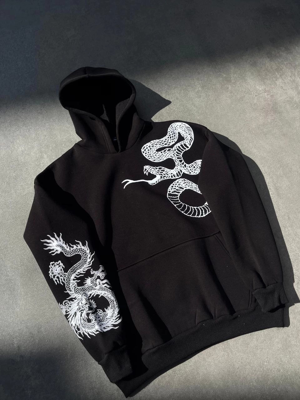 Tarz Yeri Kadın Oversize Kapüşonlu Cepli Baskılı 3 Iplik Pamuklu Hoodie Sweatshirt - Siyah görsel 3