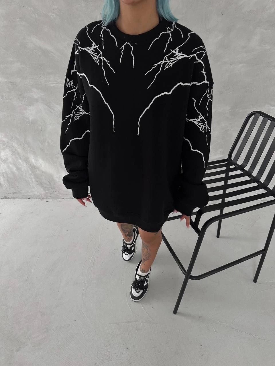 Tarz Yeri Kadın Yıldırım Baskılı Bisiklet Yaka 3 Iplik Pamuklu Sweatshirt - Siyah görsel 3
