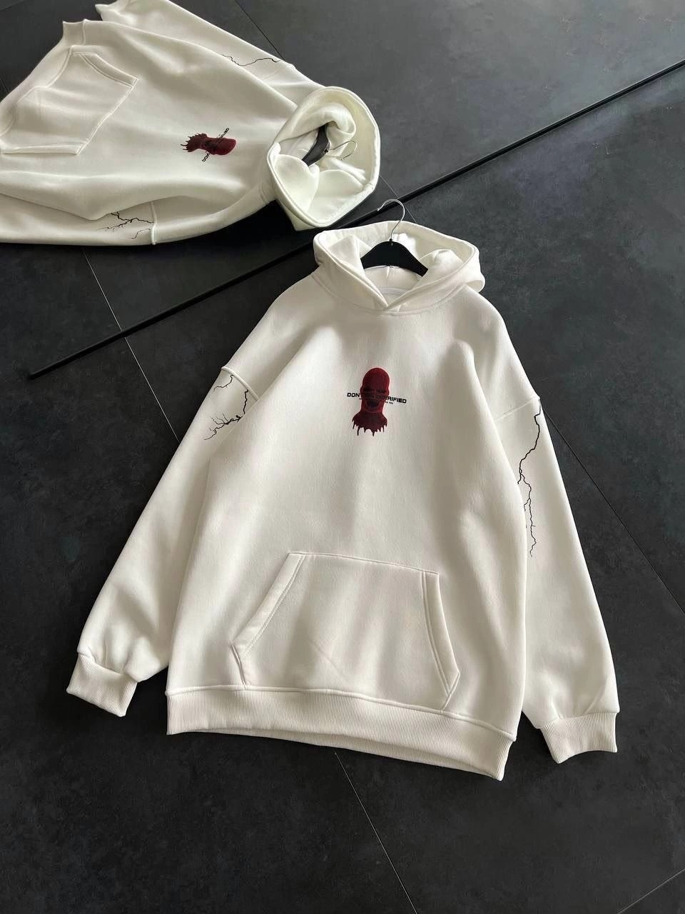 Tarz Yeri Kadın Kapüşonlu Kanguru Cepli Sweatshirt 3 Iplik Pamuklu Baskılı Hoodie - Beyaz görsel 3