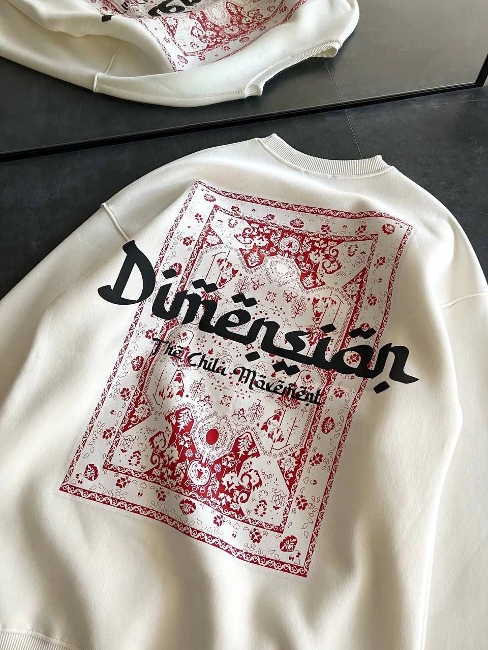 Tarz Yeri Kadın 3 Iplik Pamuklu Bisiklet Yaka Baskılı Sweatshirt - Beyaz görsel 3