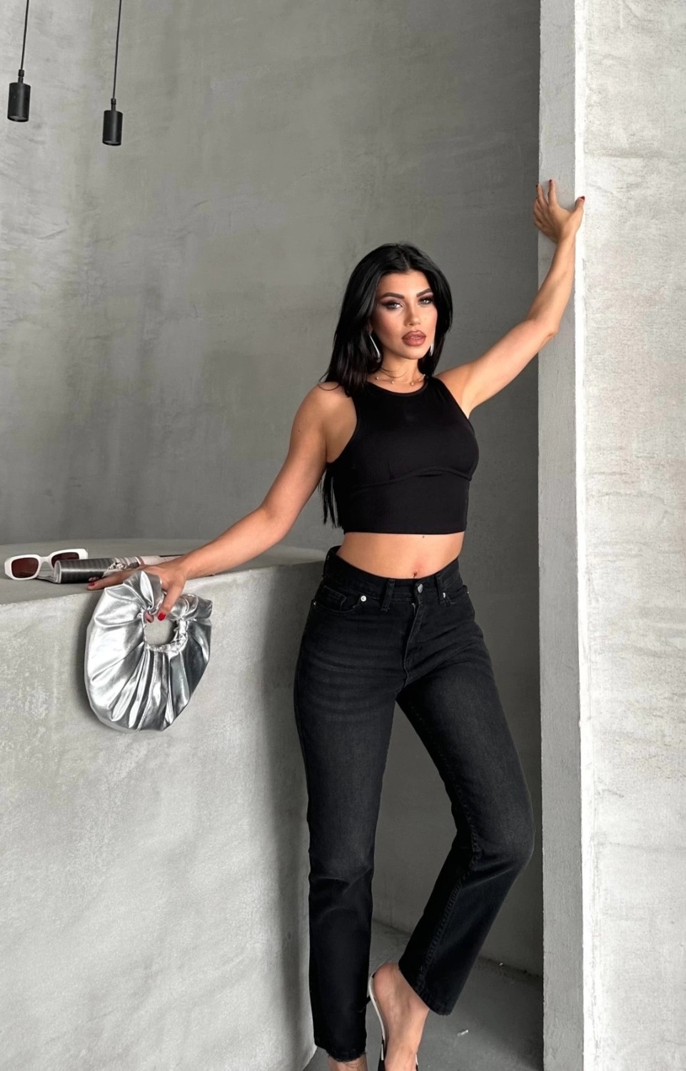 Mom Fit Enzim Bıyıklı Taş Yıkama Jeans Pantolon Siyah D2006 görsel 4