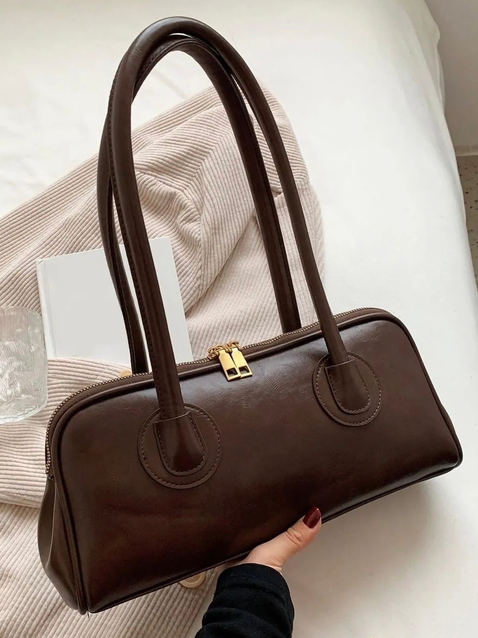 Mojeva Mona Uzun Saplı Kadın Baget Çantası Suni Deri 31 cm Uzunlukla Günlük Kullanıma Uygun
