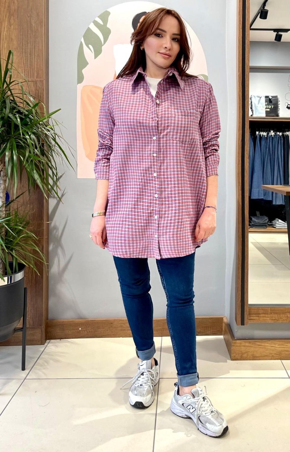 Arzu Özel Moda Atölyesi Oversize Geniş Kesim %100 Pamuk Kadın Kırmızı Piti Kare Tunik Gömlek. görsel 3