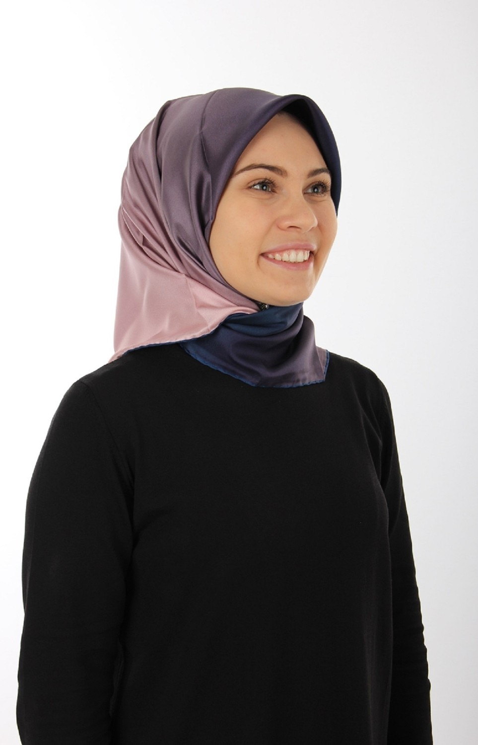 Aker 325 Sura Ipek Eşarp 7656701