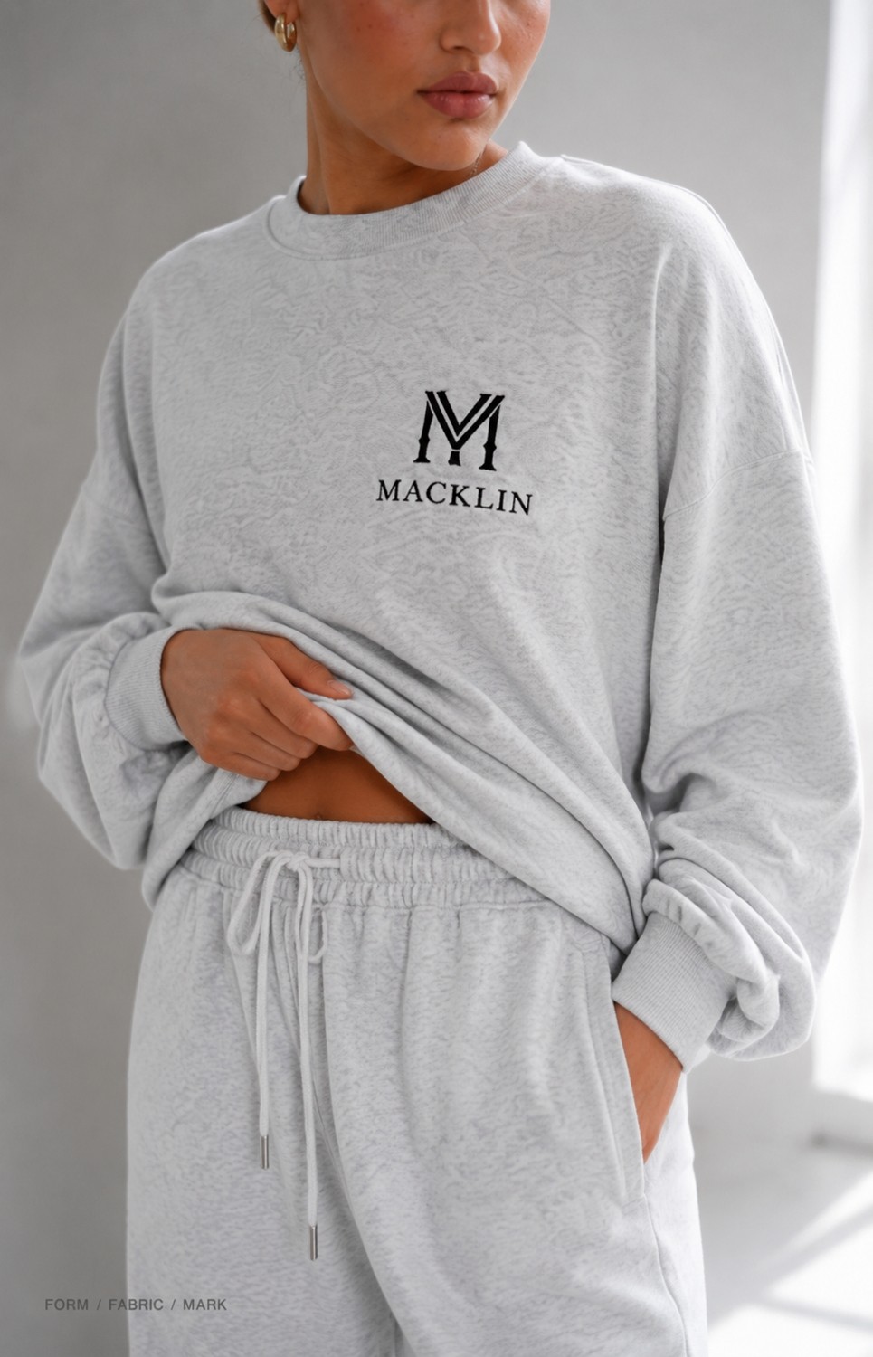 Macklin Unisex Kadın Erkek Monogram Baskılı Oversize 3 Iplik Bisiklet Yaka Sweatshirt ve Baggy Eşofman Altı