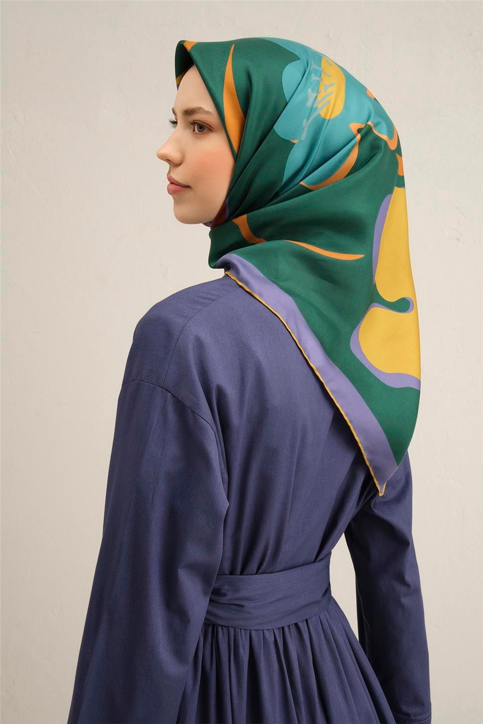 Armine Çiçek Desenli Saf İpek Sura Eşarp 9317D 53
