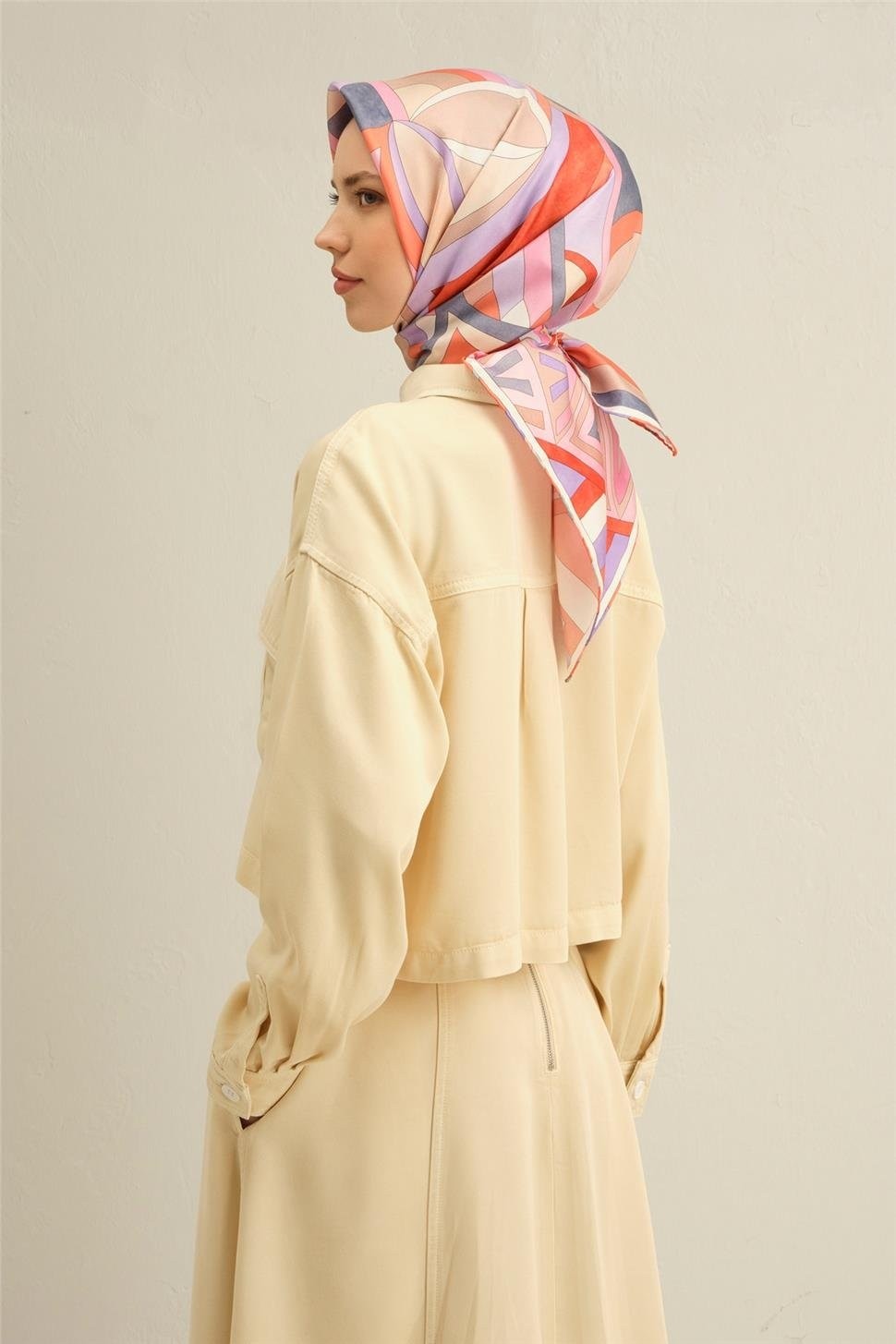 Armine Geometrik Desenli Saf İpek Sura Eşarp 9336D 35