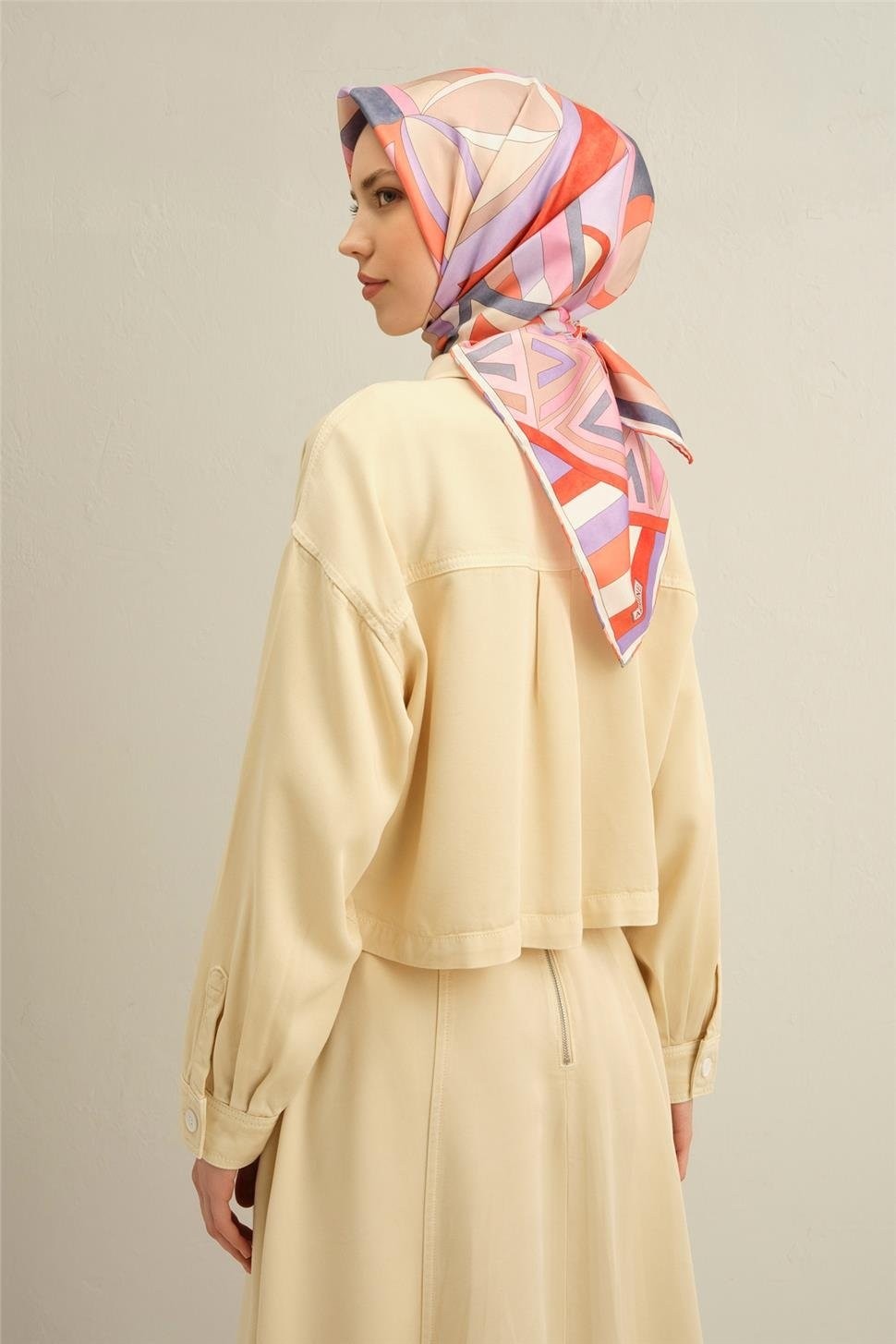 Armine Geometrik Desenli Saf İpek Sura Eşarp 9336D 35 görsel 3