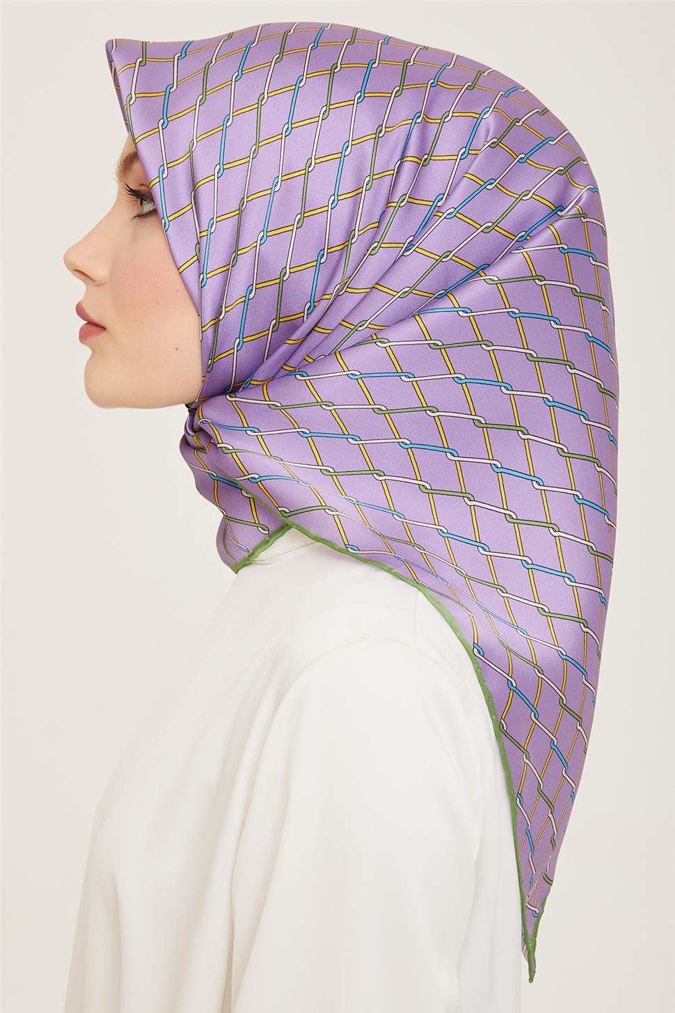 Armine Klasik Desenli Twill İpek Eşarp 24Ya9152 85 04 görsel 3