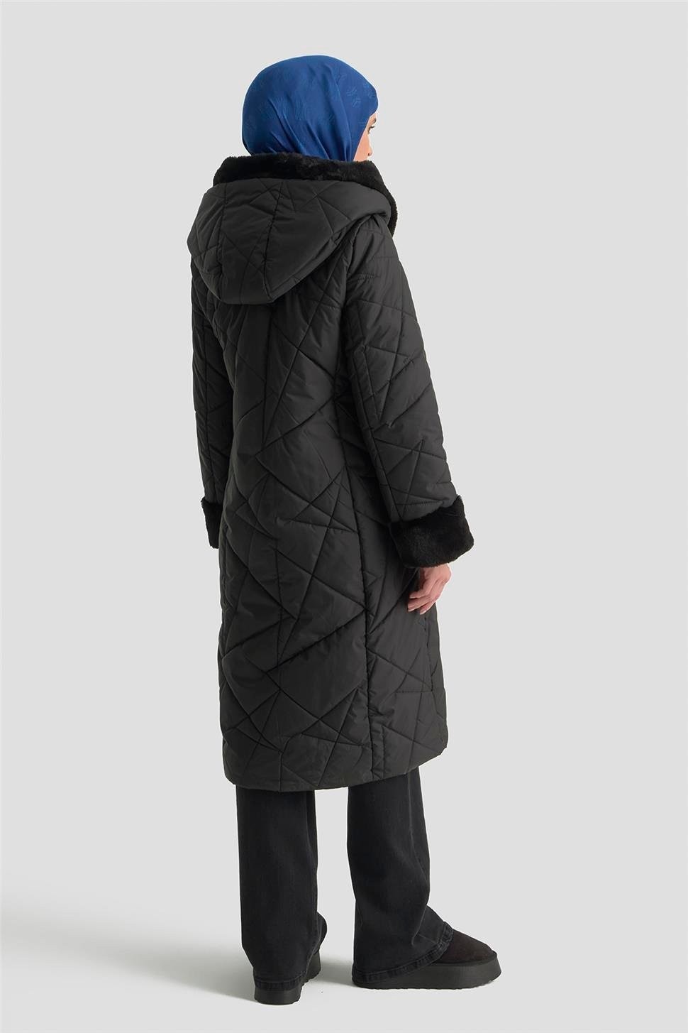 Armine Anvelop Bağlamalı Kapitone Kaban 25KD1403 Siyah görsel 5