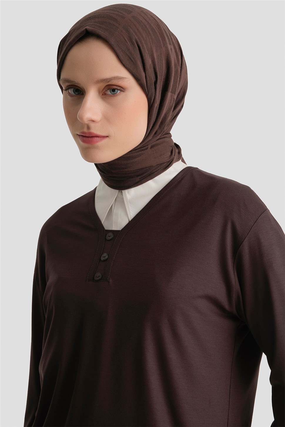 Armine Penye Kahve görsel 3