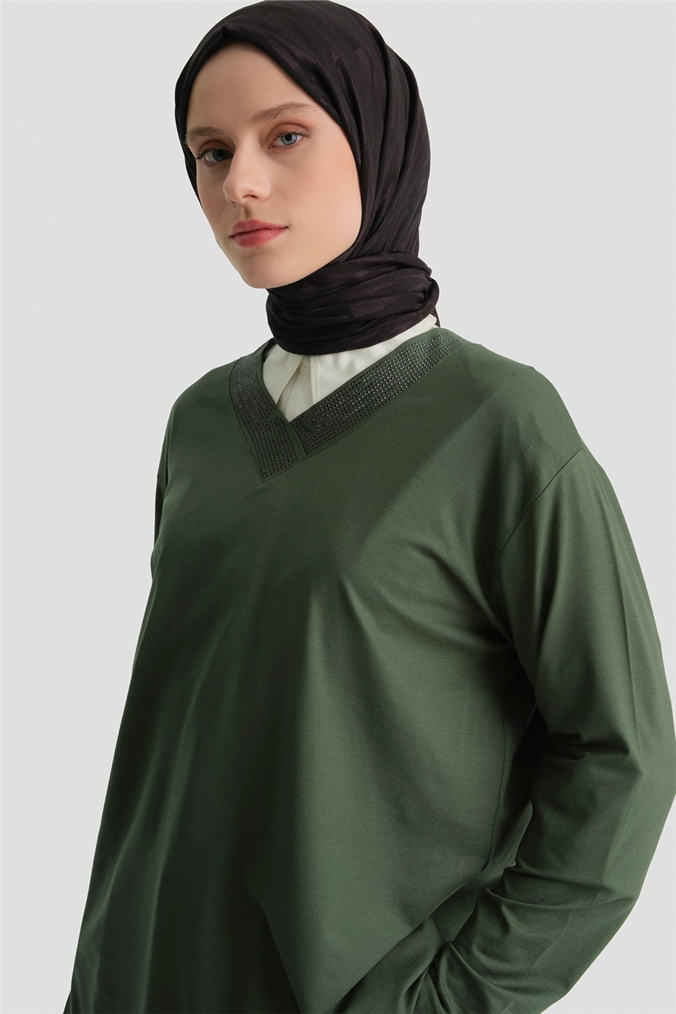 Armine Penye Haki görsel 2