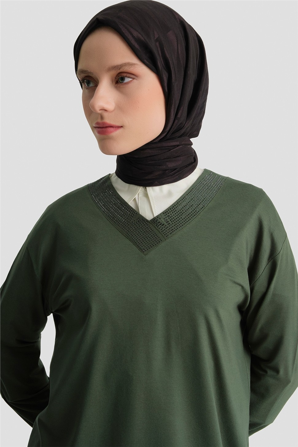 Armine Penye Haki görsel 3
