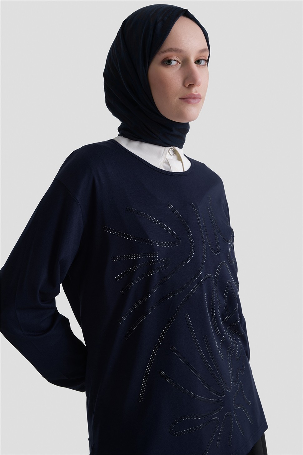 Armine Penye Lacivert görsel 3