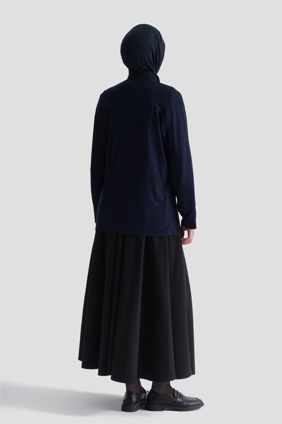 Armine Penye Lacivert görsel 4