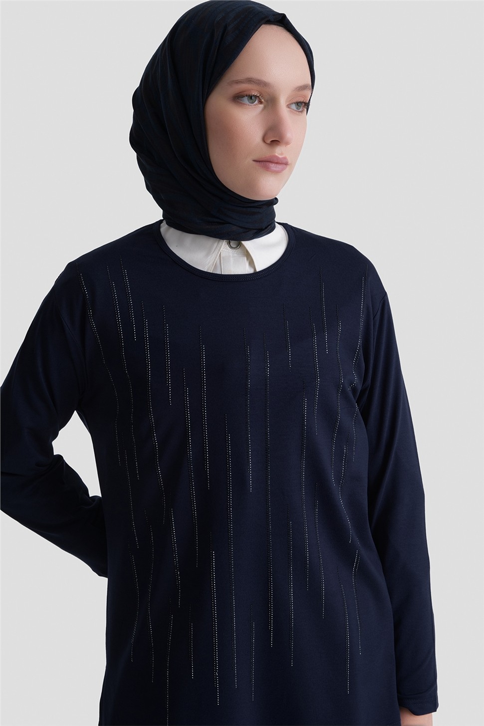 Armine Penye Lacivert görsel 2