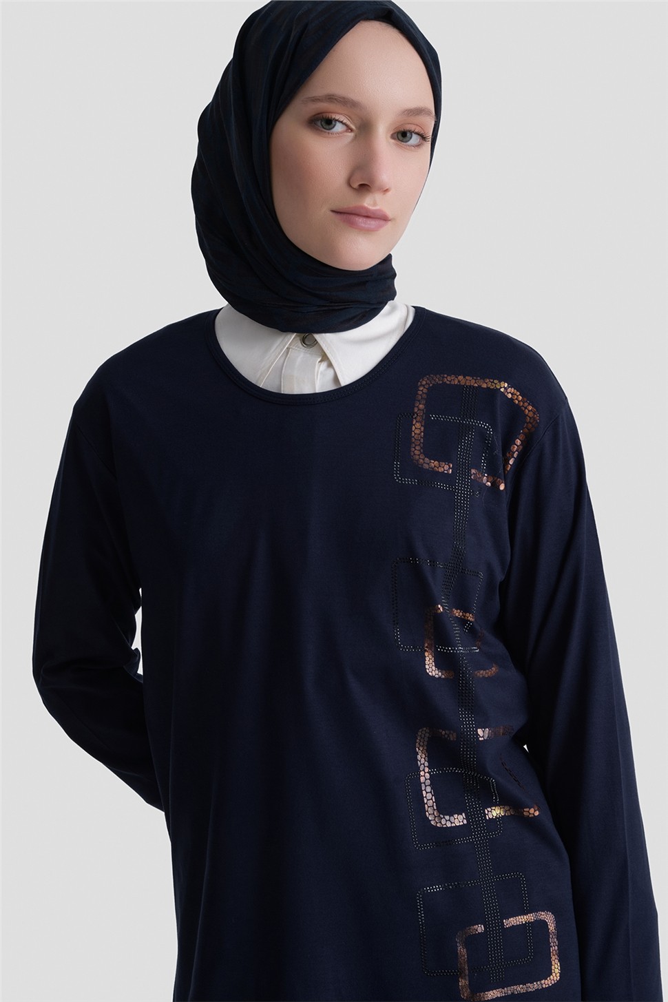 Armine Penye Lacivert görsel 3