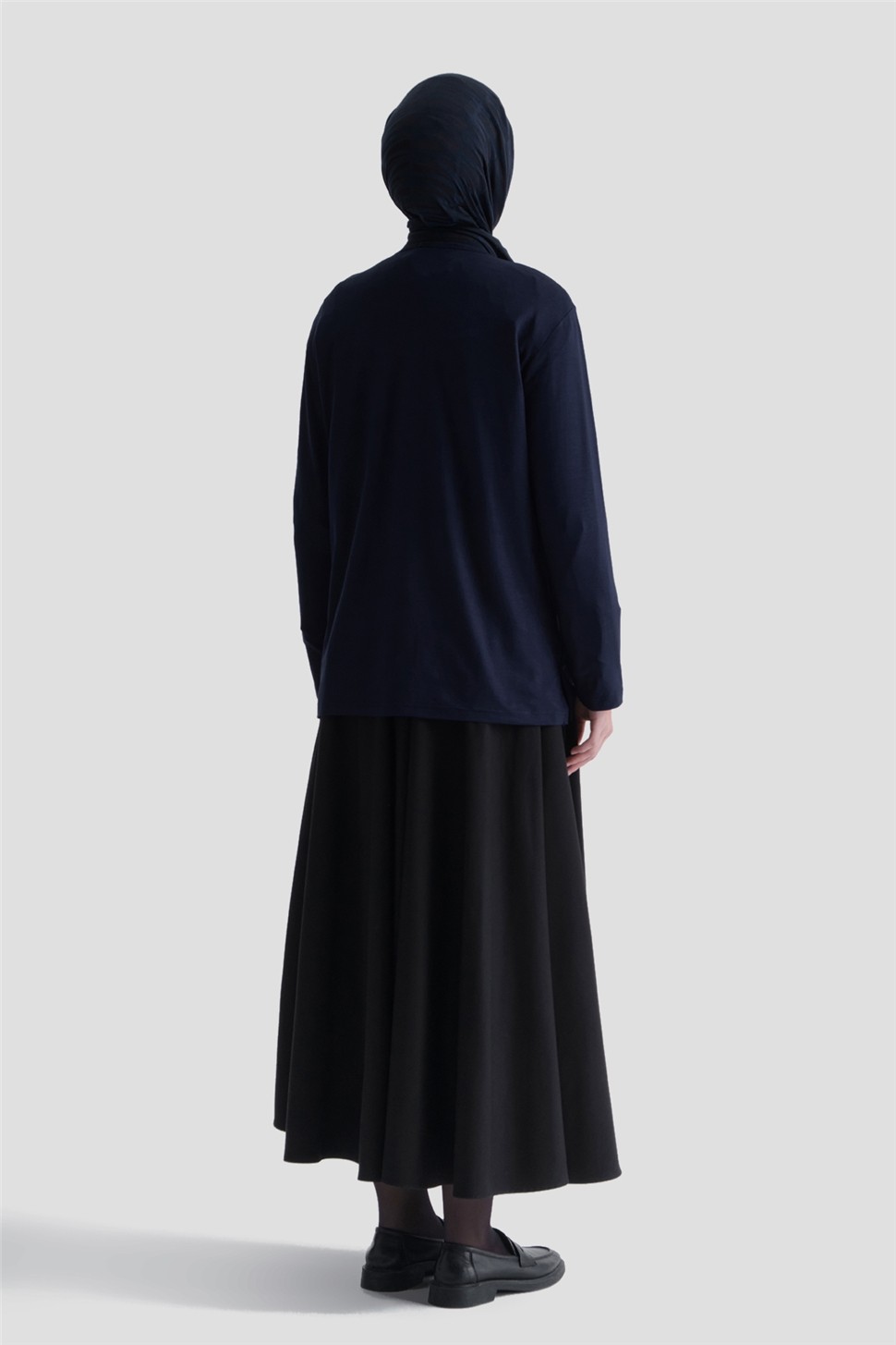 Armine Penye Lacivert görsel 3