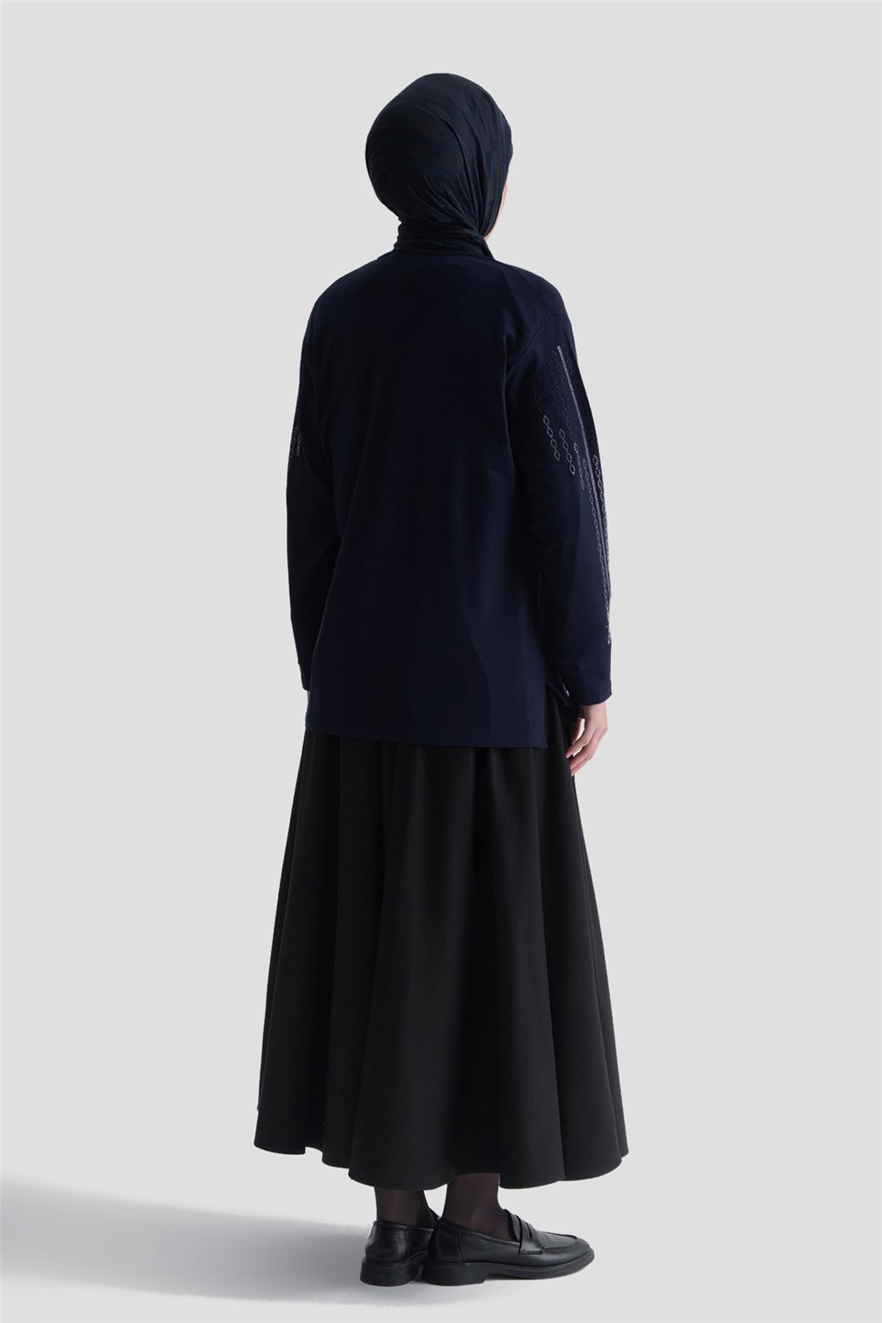 Armine Penye Lacivert görsel 4