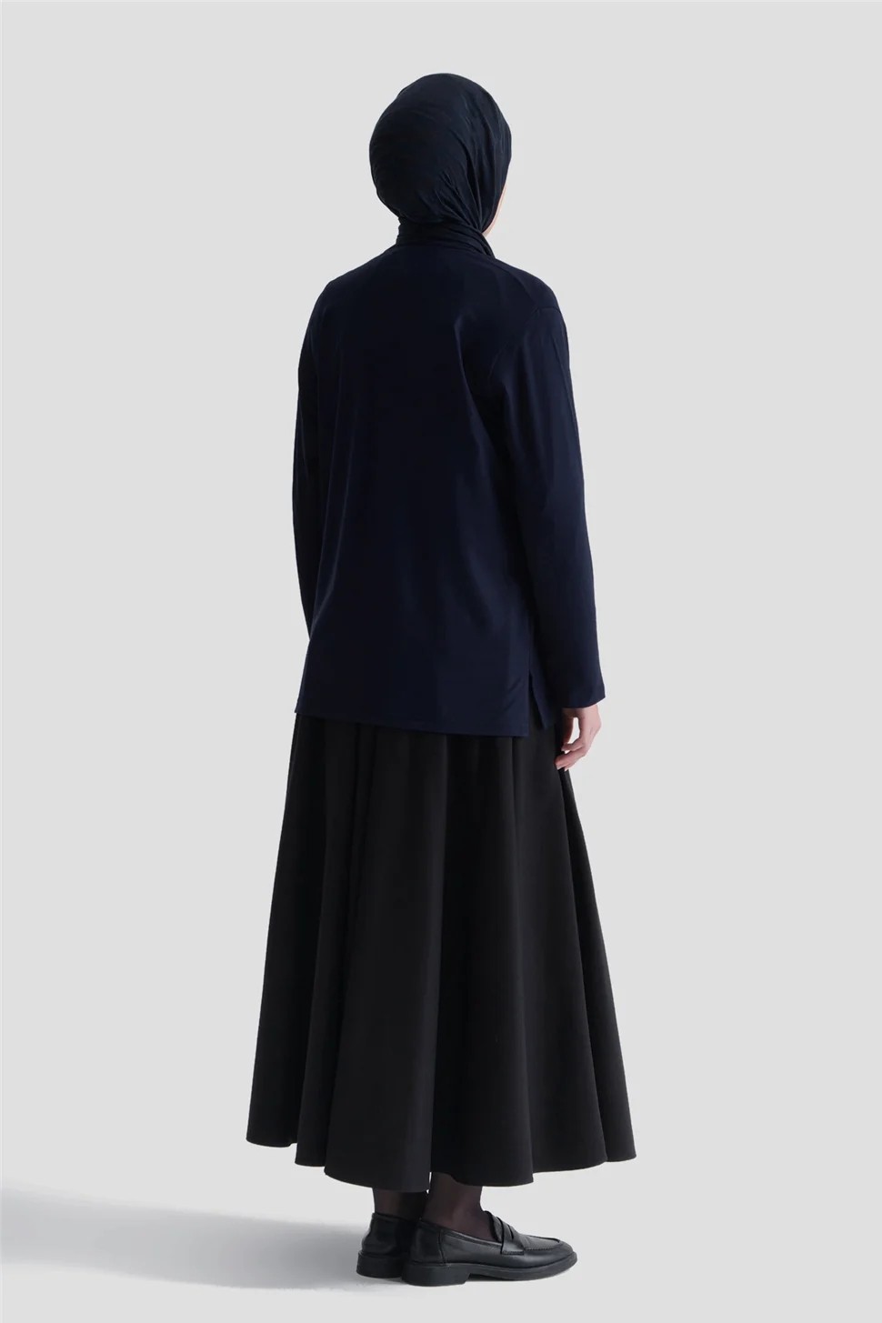 Armine Penye Lacivert görsel 4