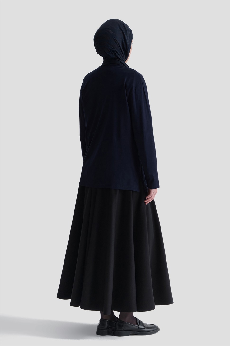 Armine Penye Lacivert görsel 4