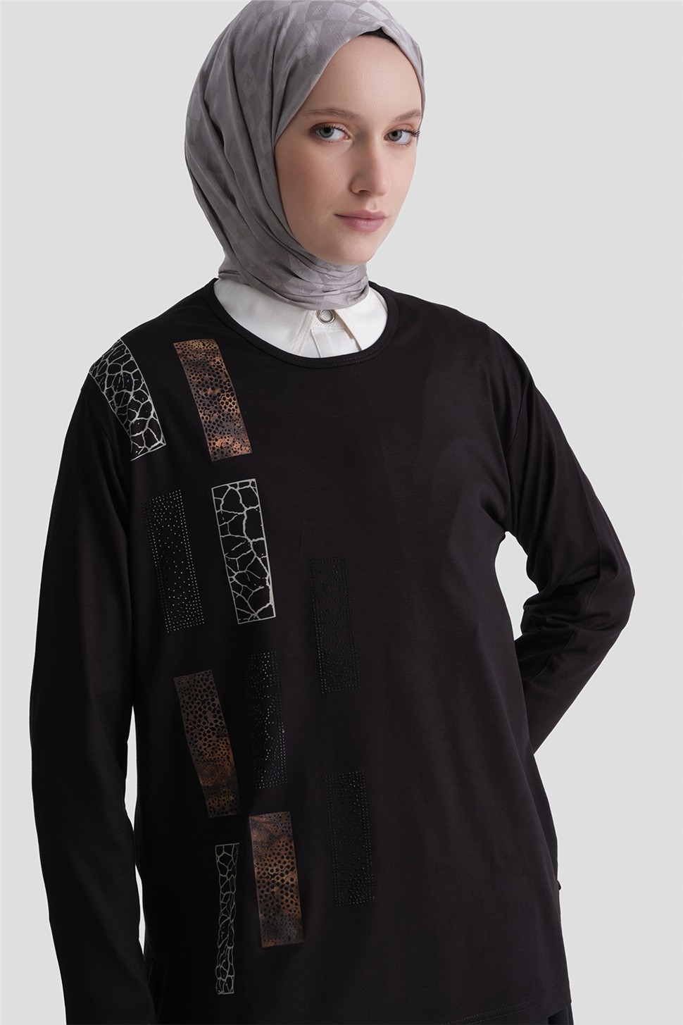 Armine Penye Siyah görsel 2