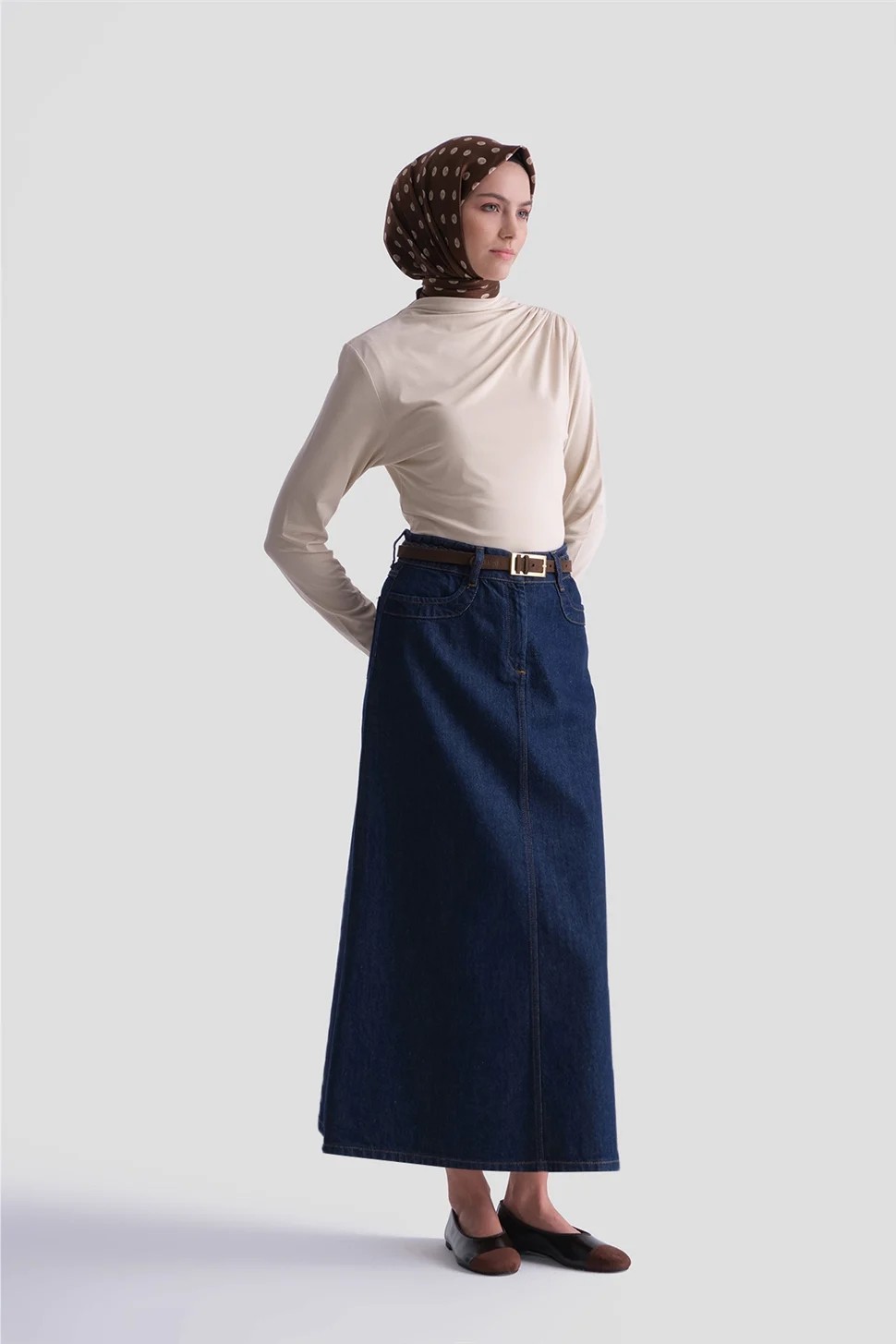 Armine Degaje Yaka Örme Rayon Bluz Bej görsel 2