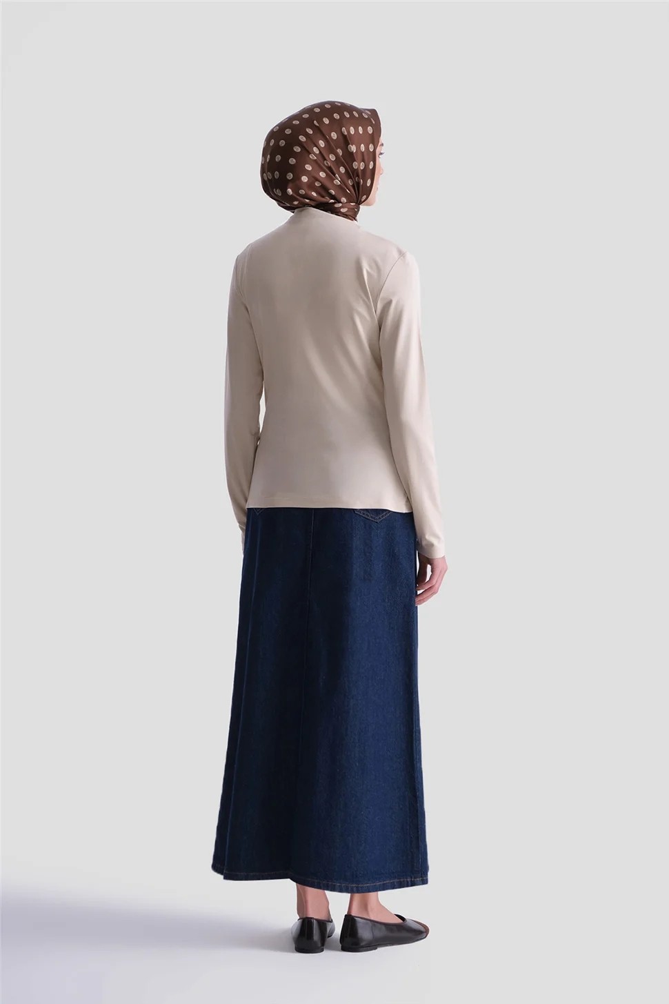 Armine Degaje Yaka Örme Rayon Bluz Bej görsel 5