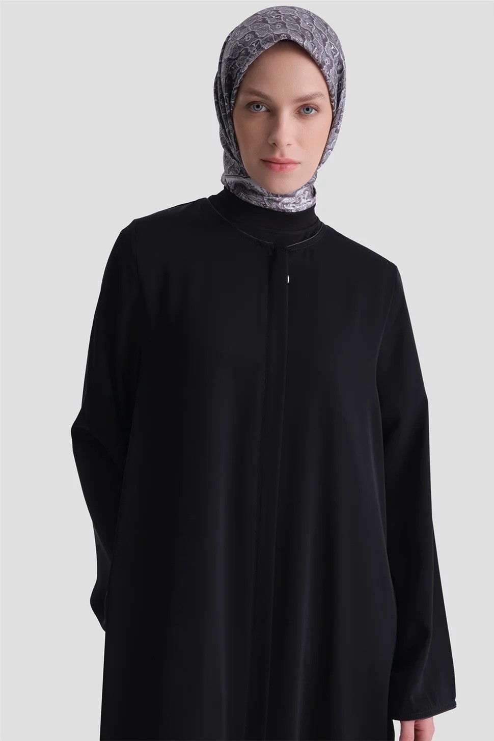 Armine Basic Ferace Siyah görsel 4