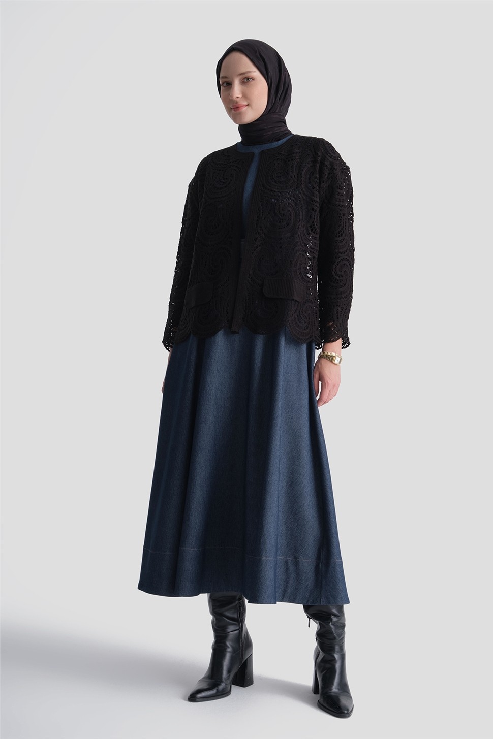 Armine Ajurlu Güpür Ceket Siyah görsel 2
