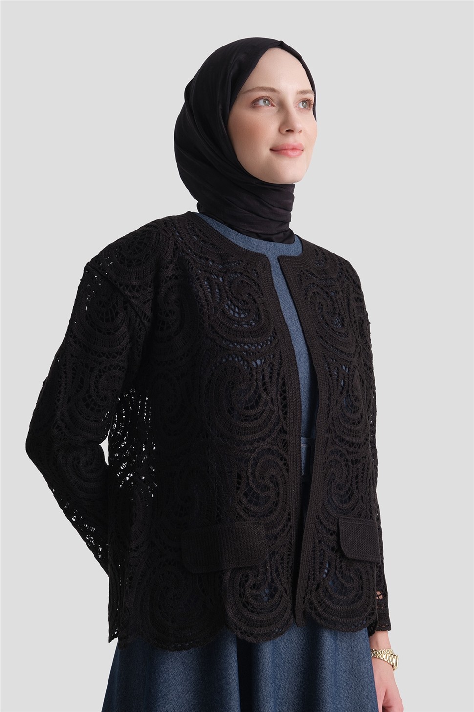 Armine Ajurlu Güpür Ceket Siyah görsel 5
