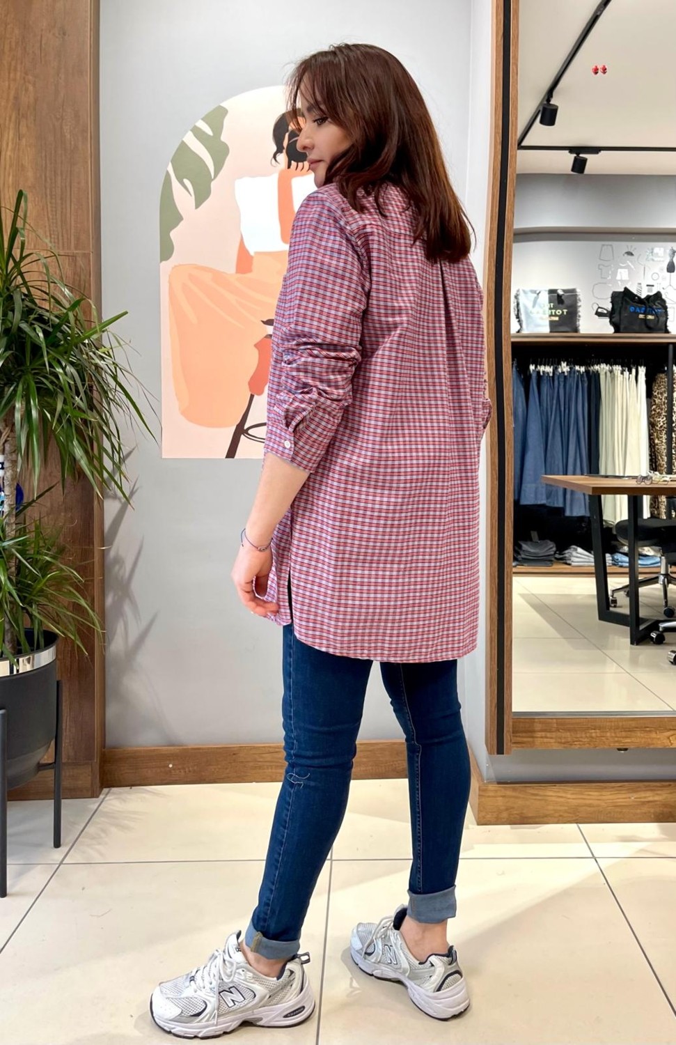 Arzu Özel Moda Atölyesi Oversize Geniş Kesim %100 Pamuk Kadın Kırmızı Piti Kare Tunik Gömlek. görsel 4