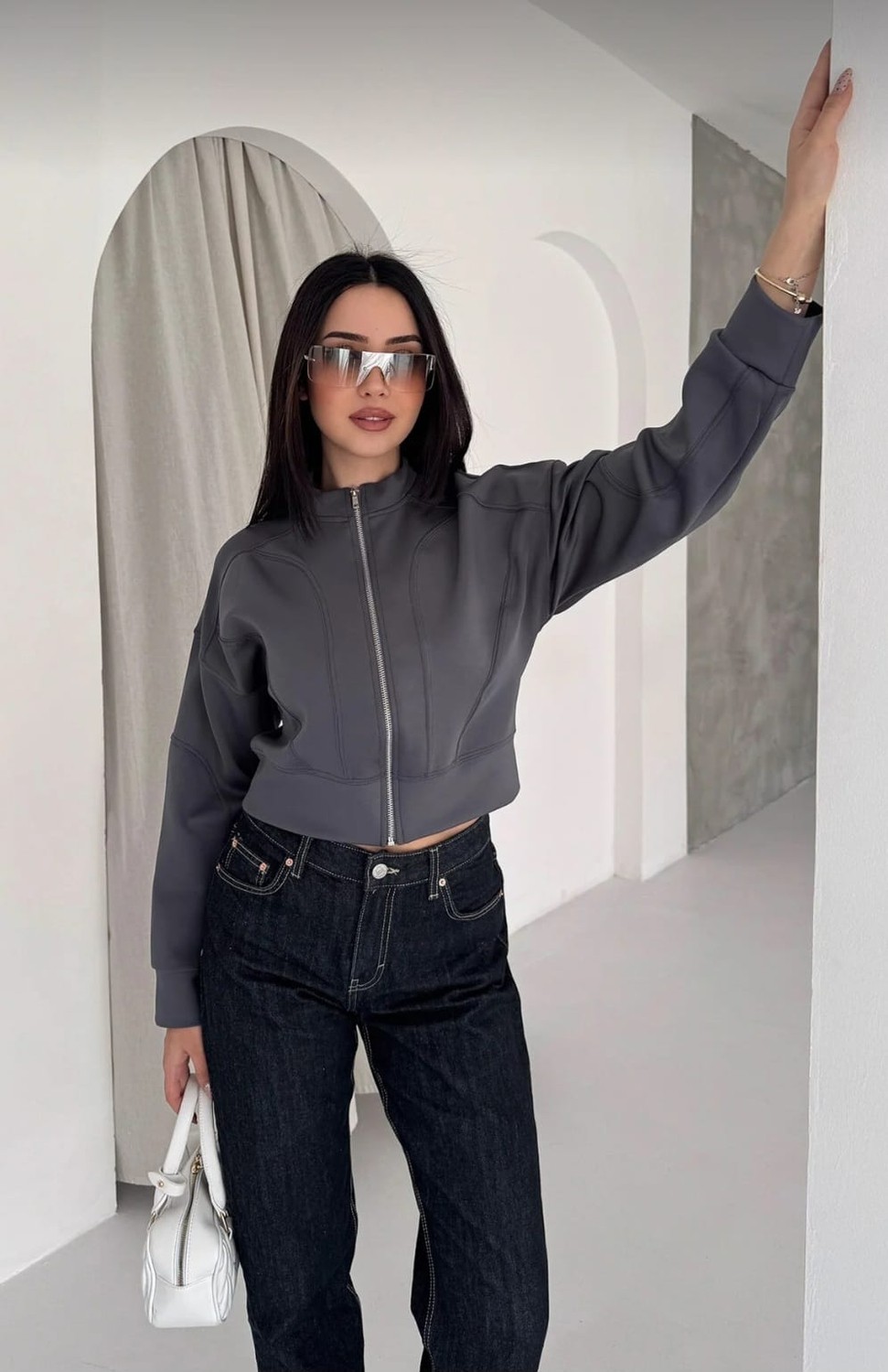 Budan Export Kadın Dik Yaka Fermuarlı Crop Kısa Scuba Dalgıç Kumaş Bomber Ceket görsel 3