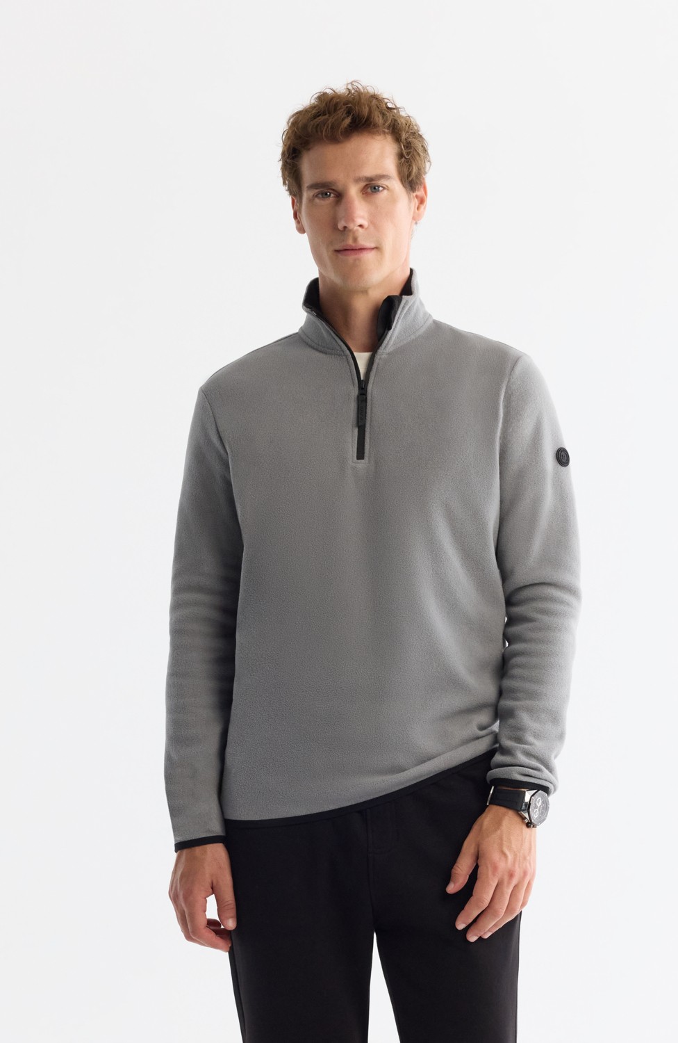AVVA Erkek Siyah Dik Yaka Fermuarlı Soft Touch Polar Regular Fit Sweatshirt E001068
