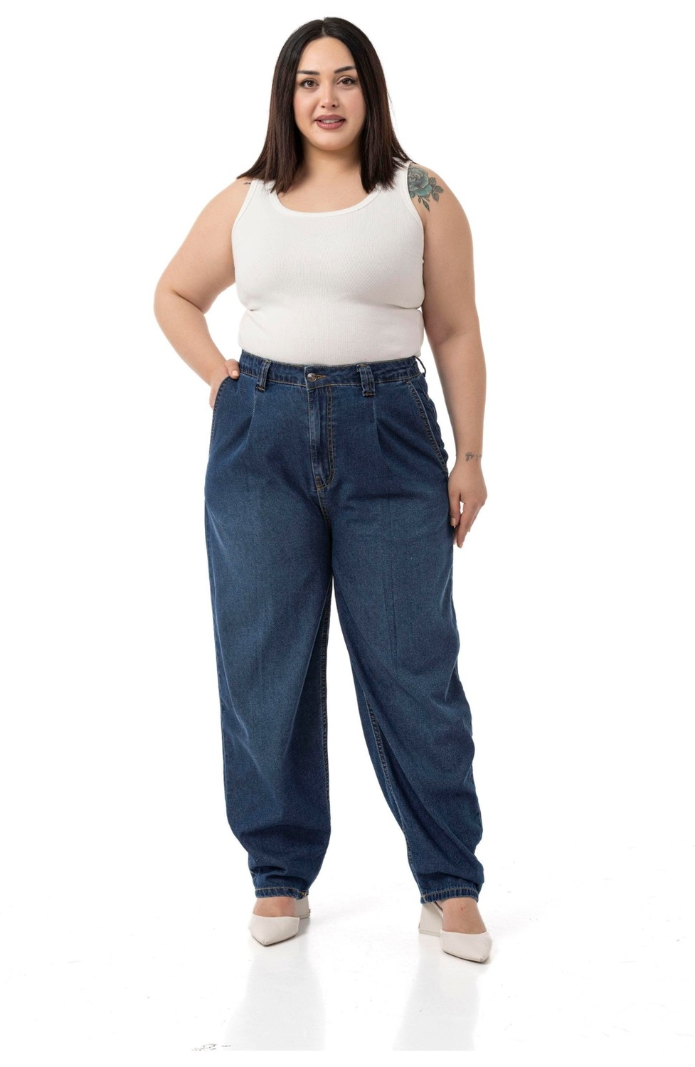 Disentis Modest Büyük Beden Önü Pileli Yarım Balon Kesim Beli Arkadan Lastikli Cepli Denim Siyah Pantolon görsel 7