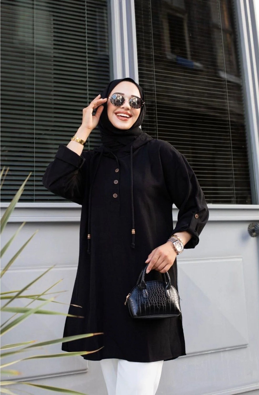 Afili Butik Mevsimlik Ön Boğaz Düğmeli Tunik görsel 2