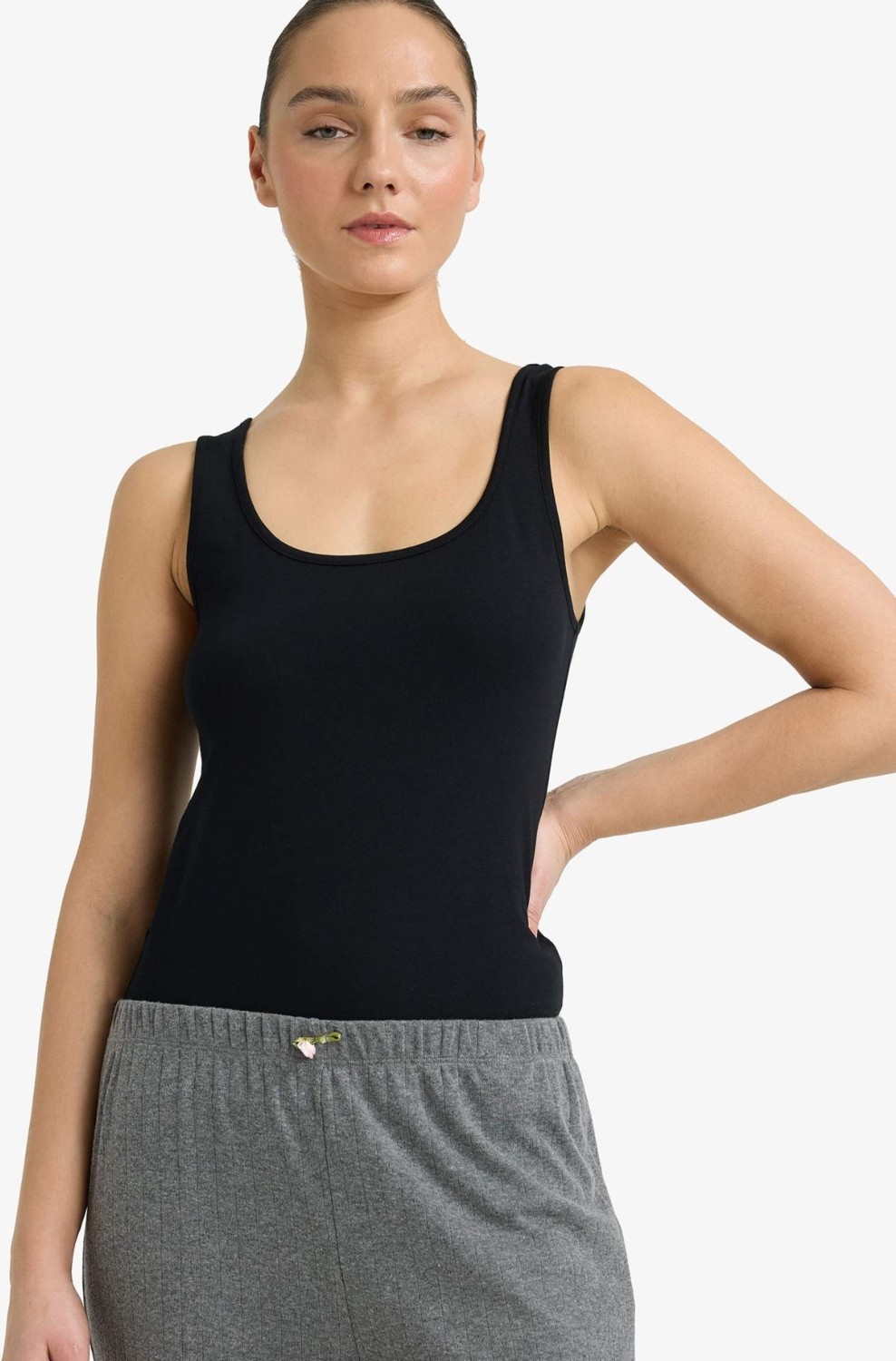 DeFacto Regular Fit Pamuklu Atlet R9041AZ26SP