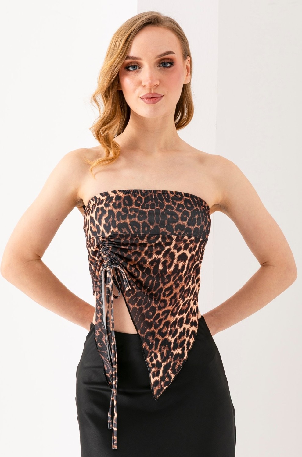 Giysa Kadın Büzgülü Asimetrik Kesim Straplez Bluz Leopar - 2453 görsel 6