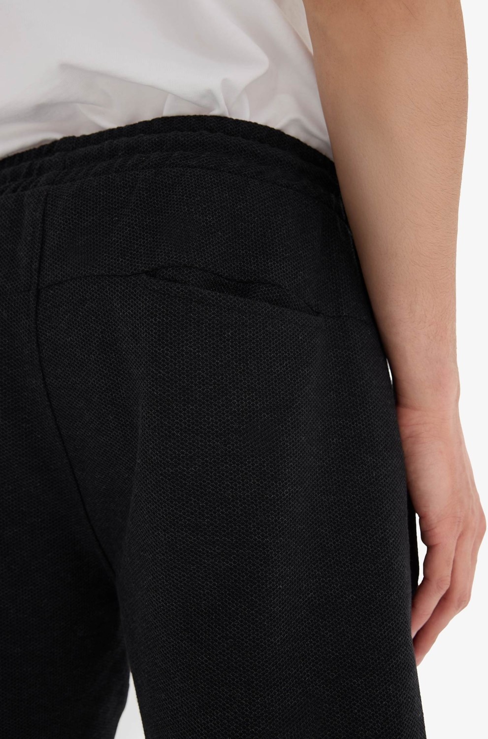 DeFacto Slim Fit Dar Paça Şort W7965AZ25SM görsel 6